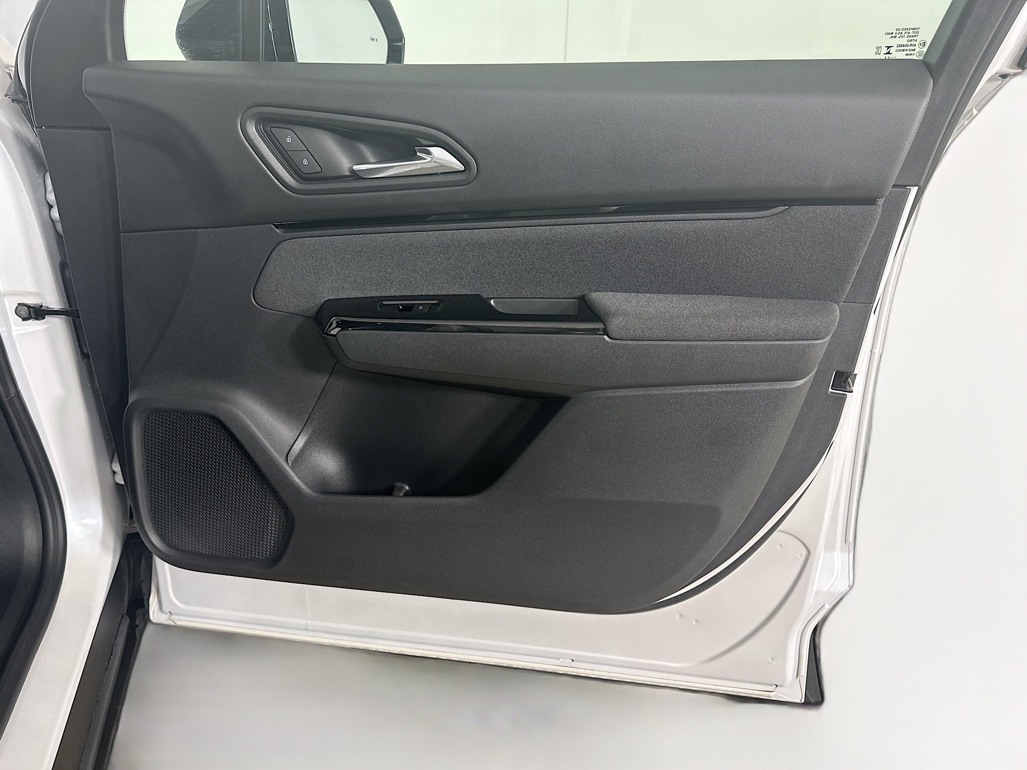 Used 2025 Honda Prologue EX image 31