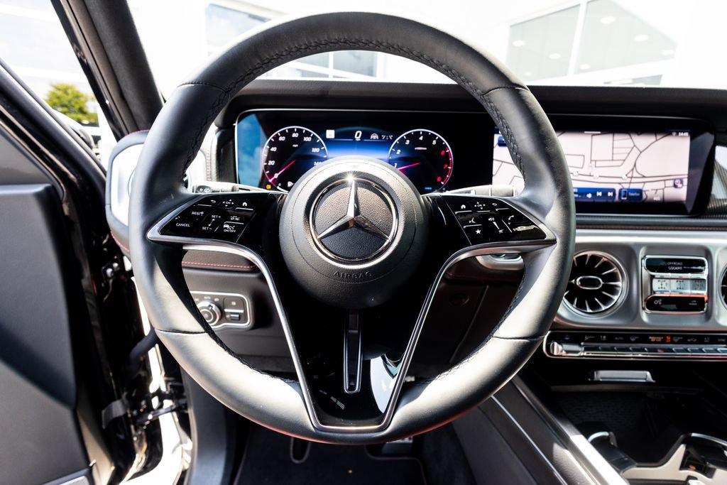Used 2025 Mercedes-Benz G 550 image 24