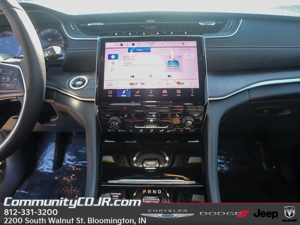 New 2025 Jeep Grand Cherokee L Limited image 14