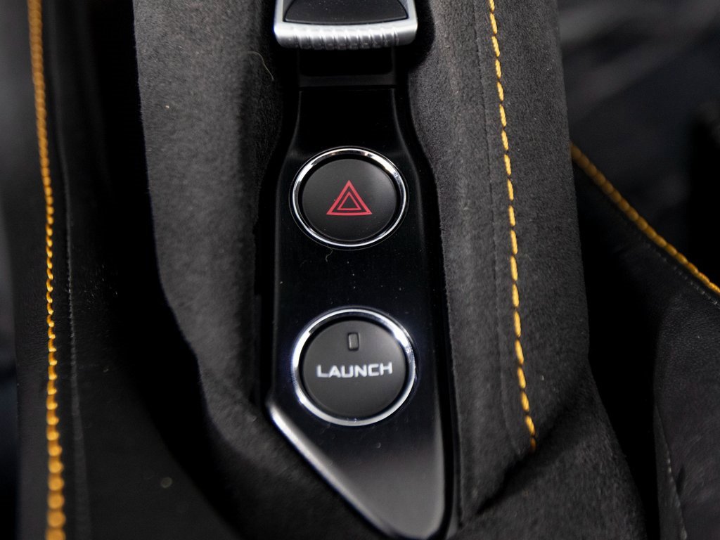 Used 2021 McLaren 720S Performance image 21