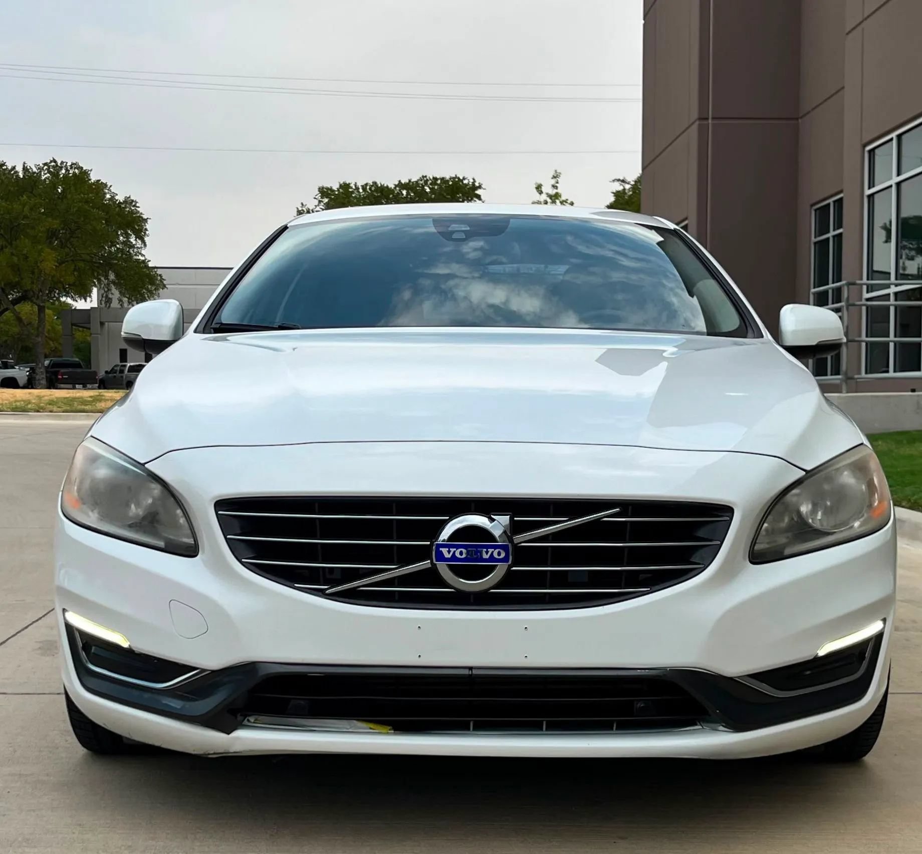 Used 2015 Volvo S60 T5 Premier Plus FWD image 2