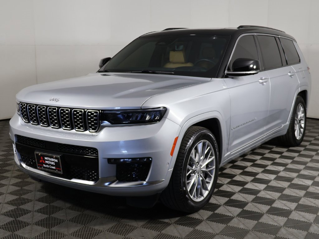 Used 2024 Jeep Grand Cherokee L Summit w/ Advanced Protech Group IV image 14