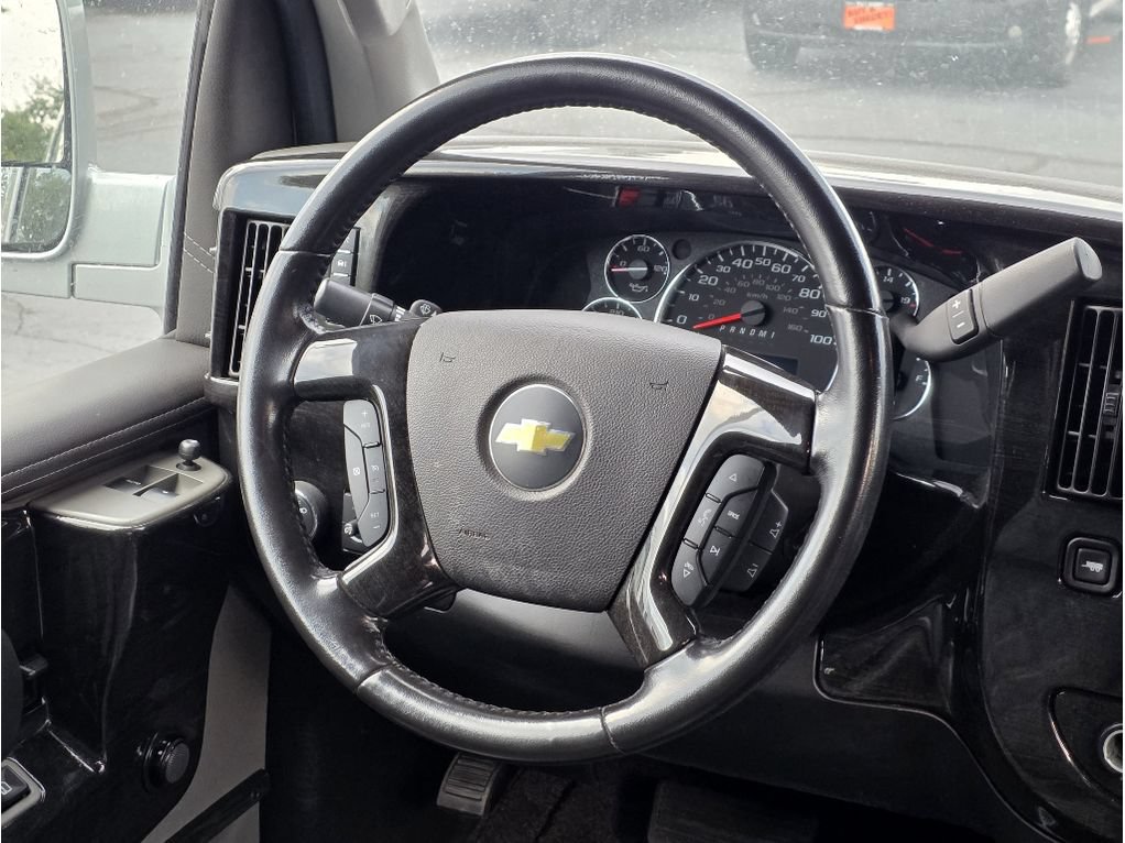 Used 2021 Chevrolet Express 2500 LS w/ Enhanced Convenience Package RWD image 27