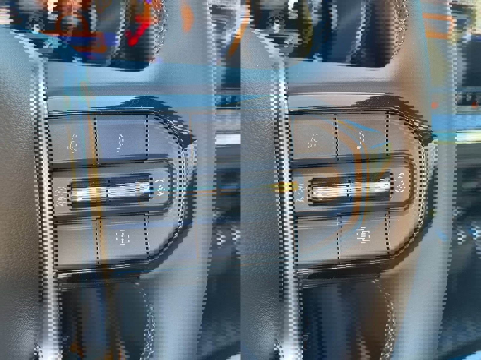 New 2026 Chevrolet Colorado LT image 28