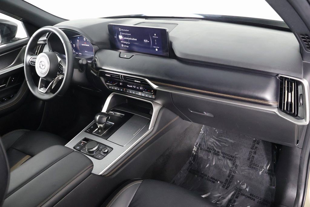 Used 2025 MAZDA CX-70 Plug-In Hybrid w/ Premium Plus image 10