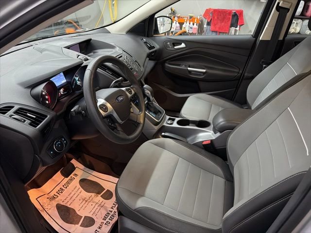 Used 2014 Ford Escape SE image 9