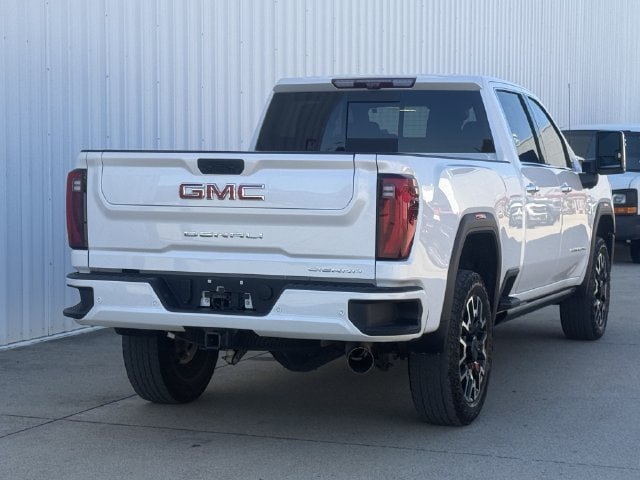 Used 2025 GMC Sierra 2500 Denali w/ Denali Reserve Package AWD/4WD image 4