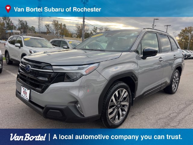 Certified 2025 Subaru Forester Touring AWD/4WD image 1