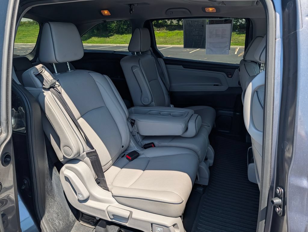 Used 2024 Honda Odyssey Elite image 15