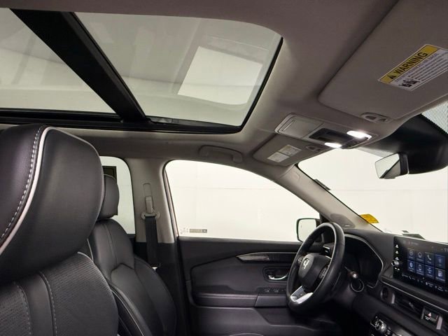 Used 2024 Honda Pilot Elite image 61