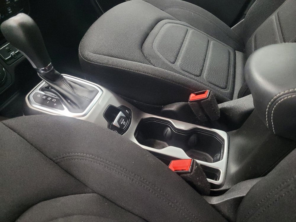 Used 2022 Jeep Renegade Latitude image 26