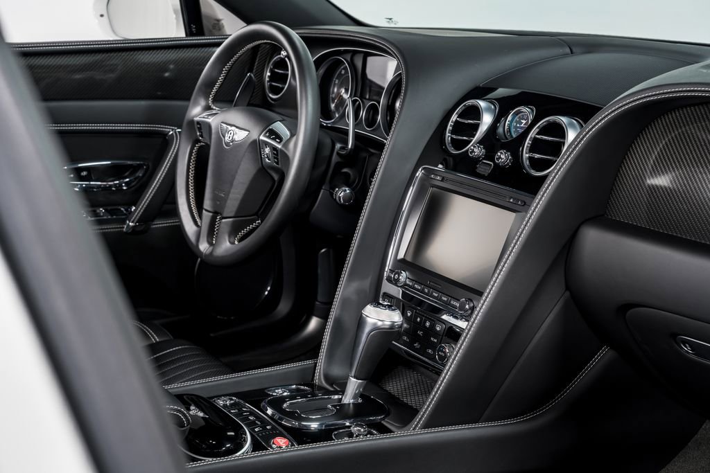 Used 2018 Bentley Flying Spur S V8 image 30