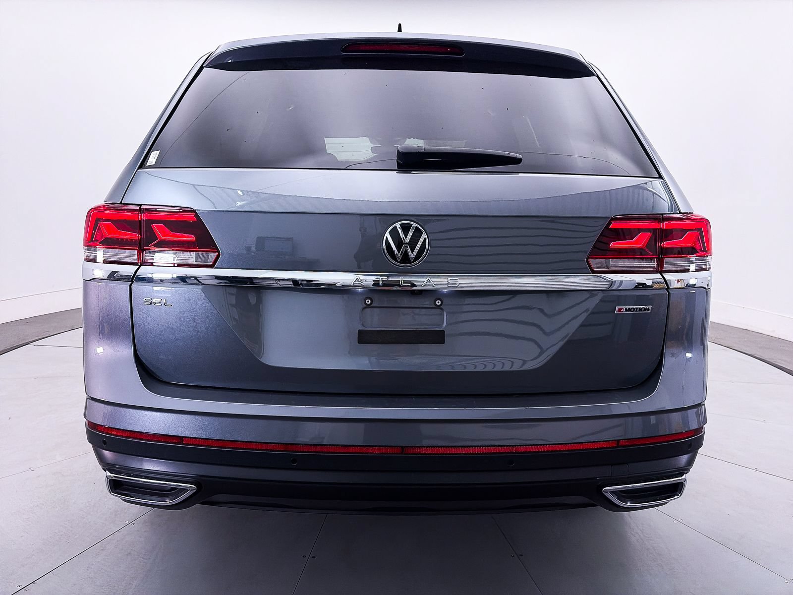 Used 2022 Volkswagen Atlas SEL AWD/4WD image 14