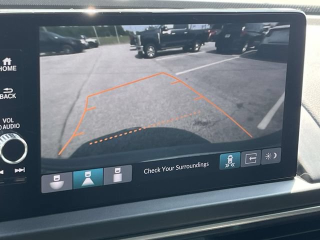 Used 2025 Honda Pilot Touring image 25
