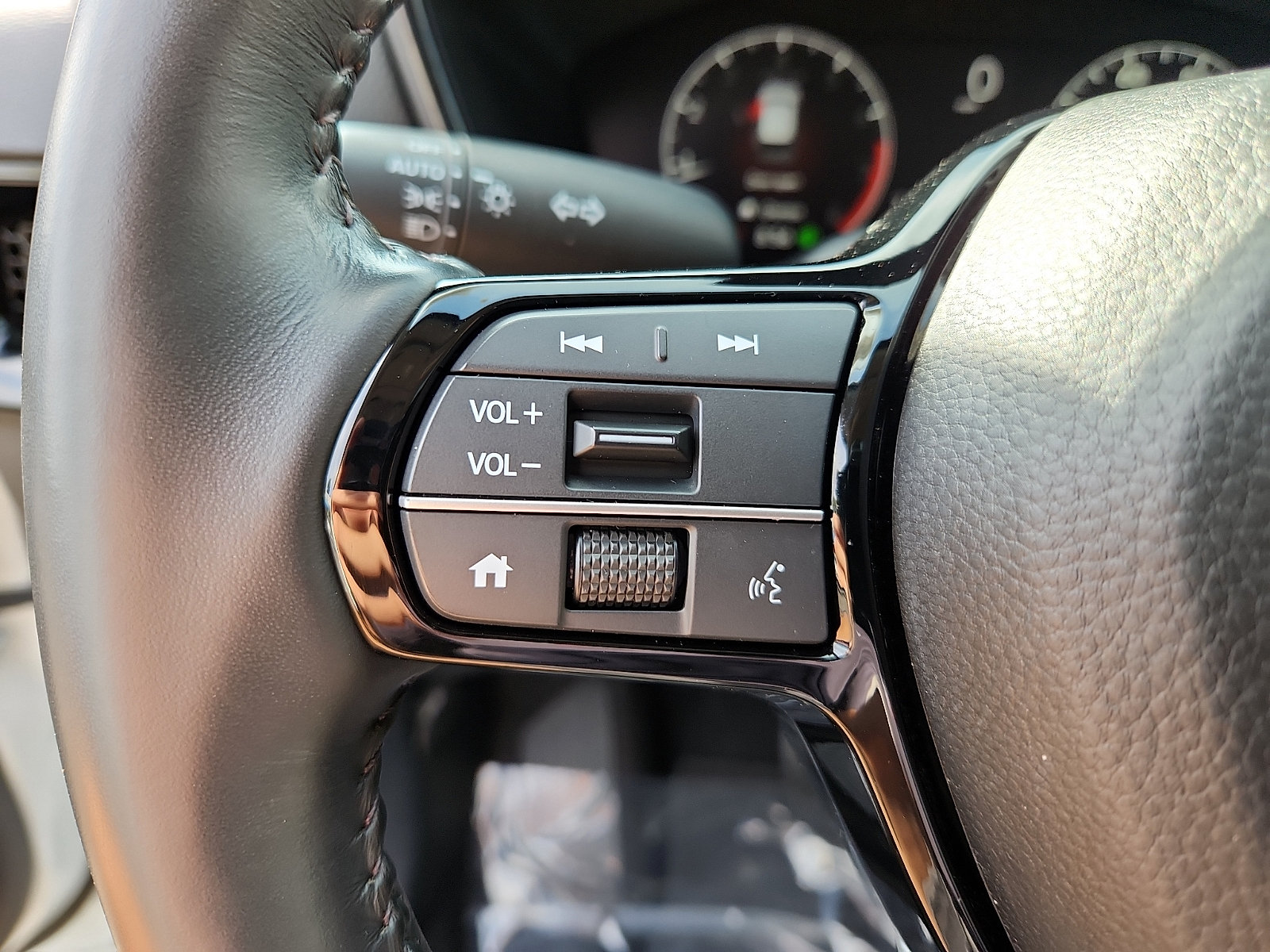 Used 2023 Honda CR-V EX-L image 22