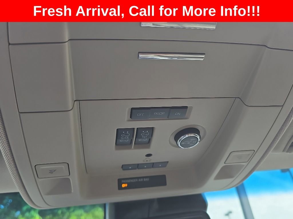 Used 2018 GMC Yukon SLT w/ Open Road Package AWD/4WD image 9