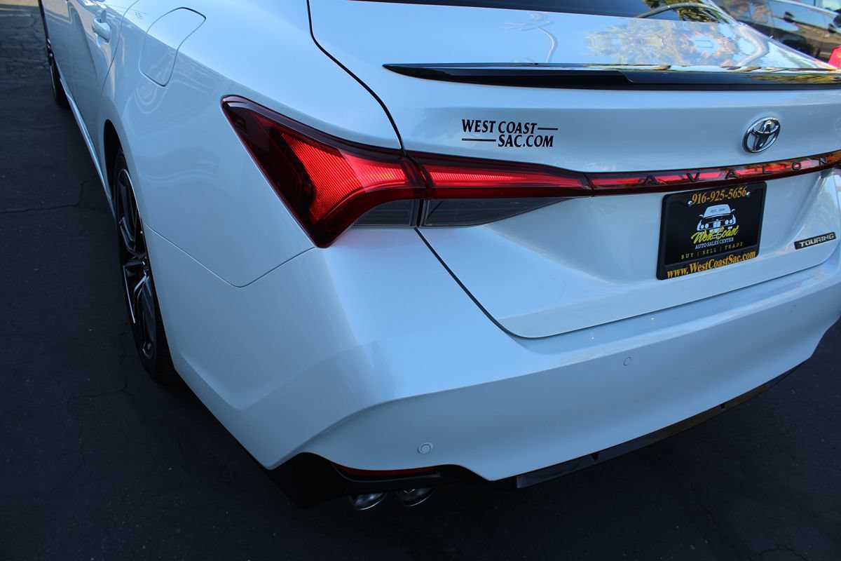 Used 2019 Toyota Avalon Touring w/ Advanced Safety Package FWD image 16
