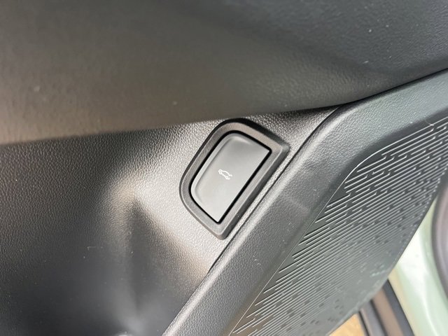 Used 2026 Chevrolet Equinox LT w/ Convenience Package II image 13