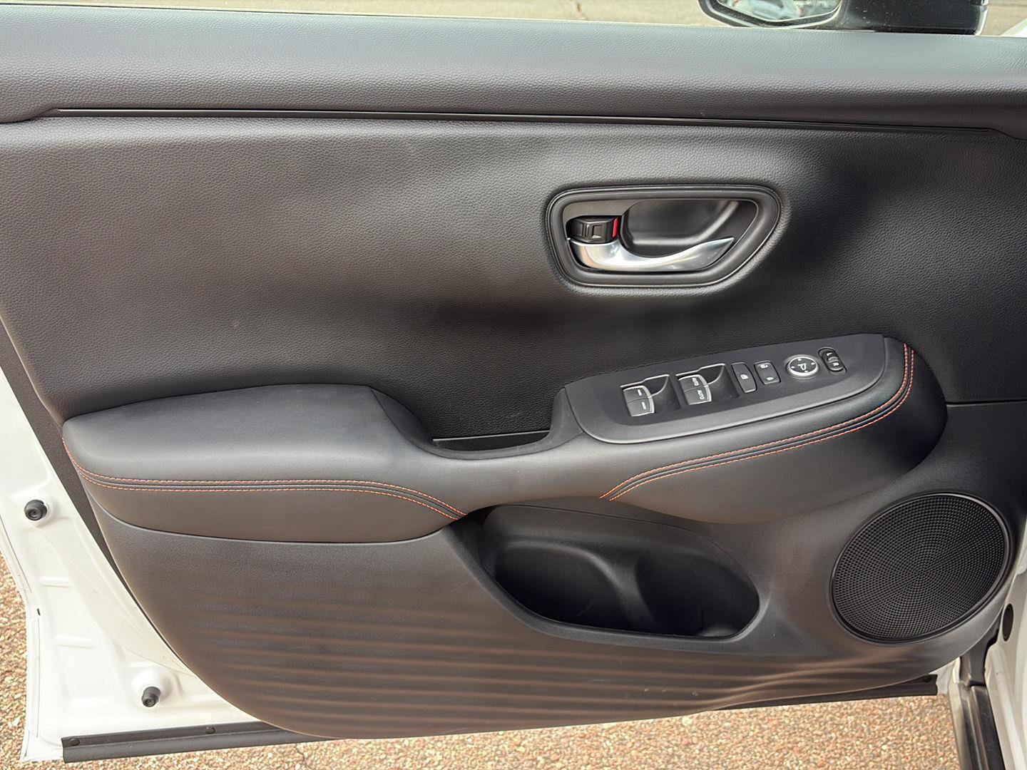 Certified 2025 Honda HR-V Sport image 12