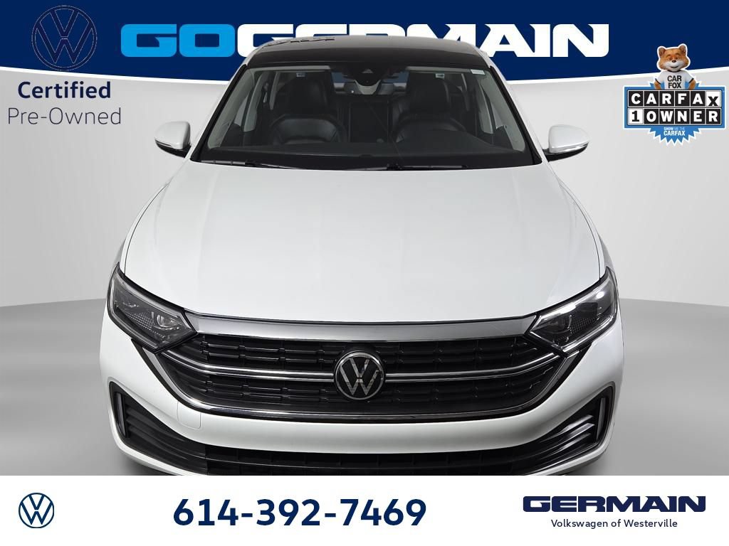 Certified 2024 Volkswagen Jetta SEL FWD image 2