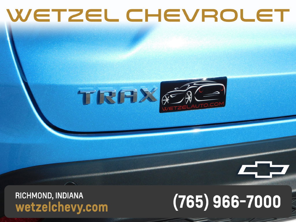 Used 2025 Chevrolet Trax LT w/ Driver Confidence Package FWD image 36
