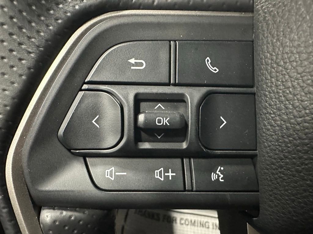 Used 2025 Toyota 4Runner TRD Off-Road Premium image 19