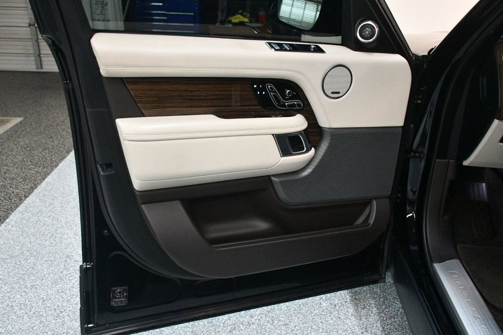 Used 2018 Land Rover Range Rover Supercharged image 23