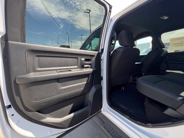 New 2027 RAM 3500 Tradesman AWD/4WD image 17