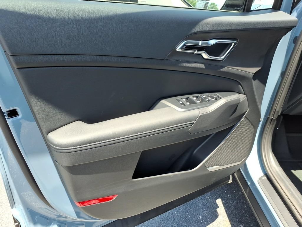 New 2026 Kia Sportage X-Line AWD/4WD image 13