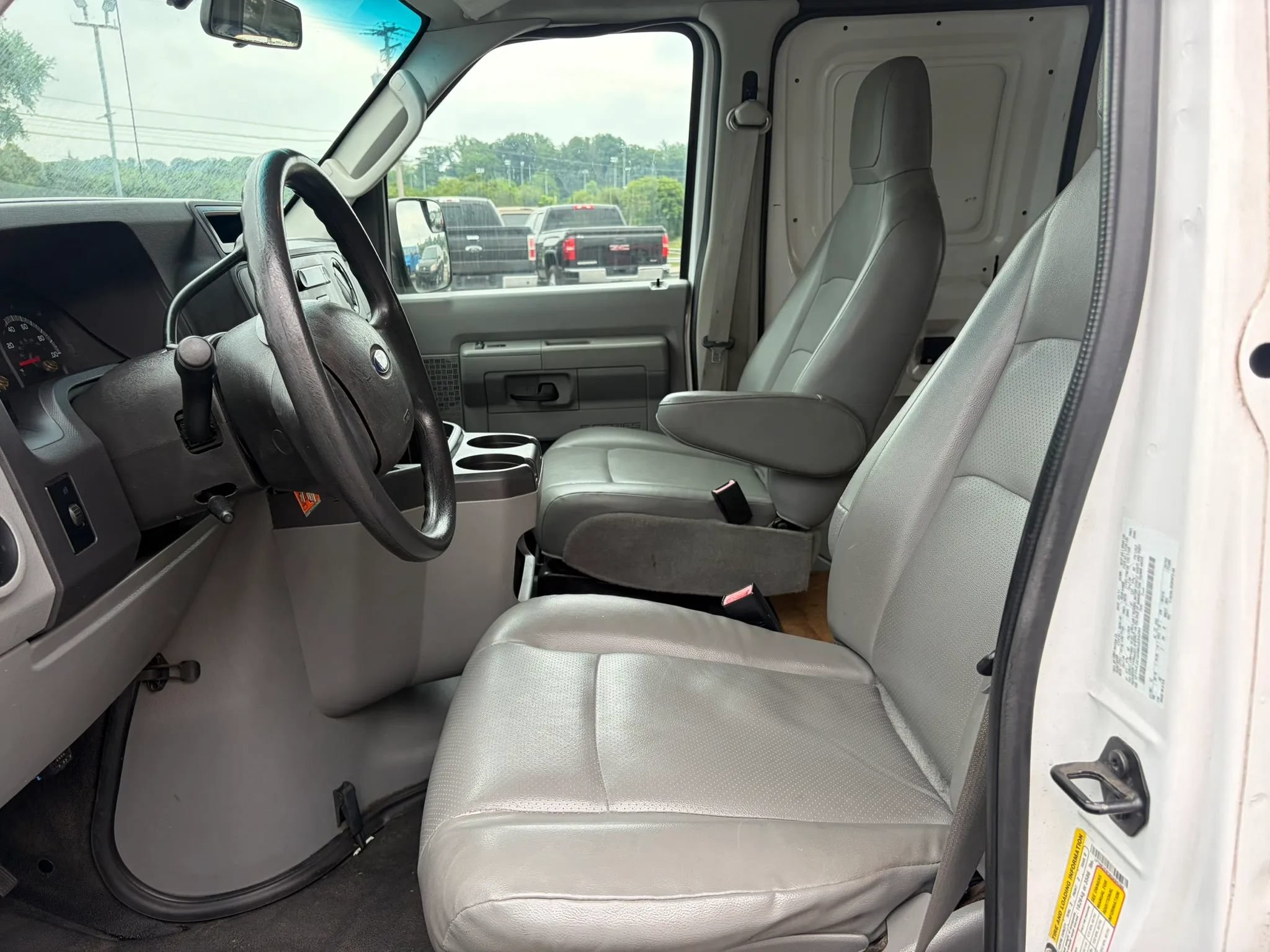 Used 2011 Ford E-250 and Econoline 250 w/ PWR Group RWD image 39