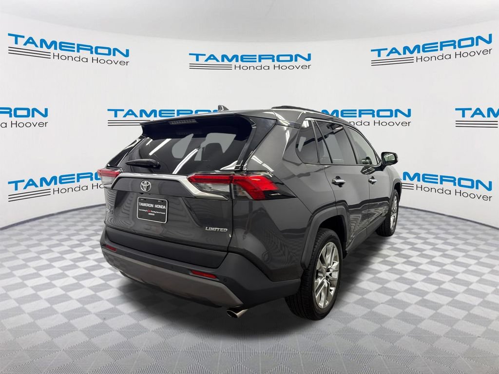 Used 2020 Toyota RAV4 Limited FWD image 5