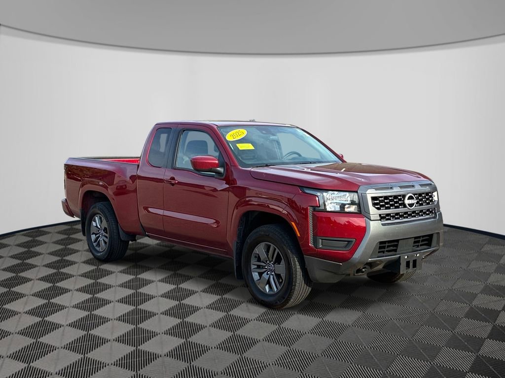 Used 2025 Nissan Frontier SV AWD/4WD image 3