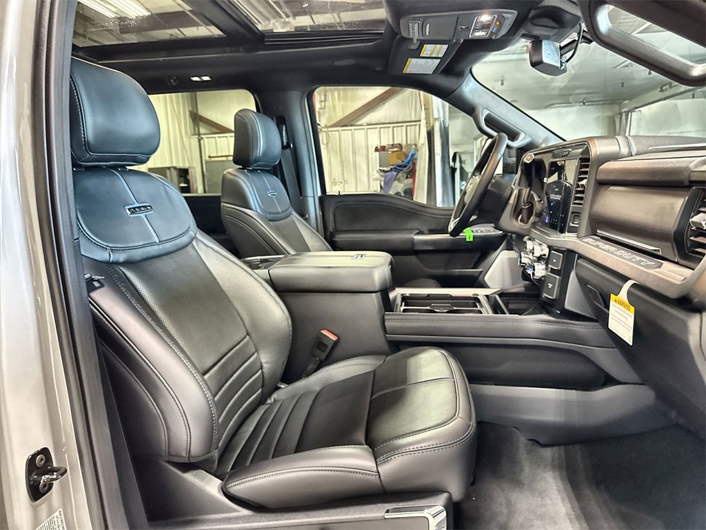 New 2026 Ford F250 Platinum image 32