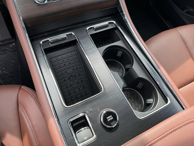 New 2026 Lincoln Aviator Reserve w/ Jet Appearance Package AWD/4WD image 31