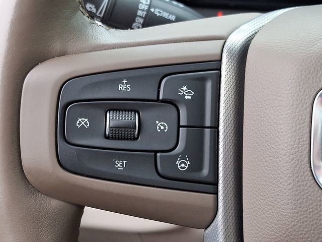Used 2024 GMC Yukon Denali w/ Denali Reserve Package image 23