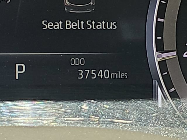 Used 2023 Toyota Highlander XLE FWD image 22