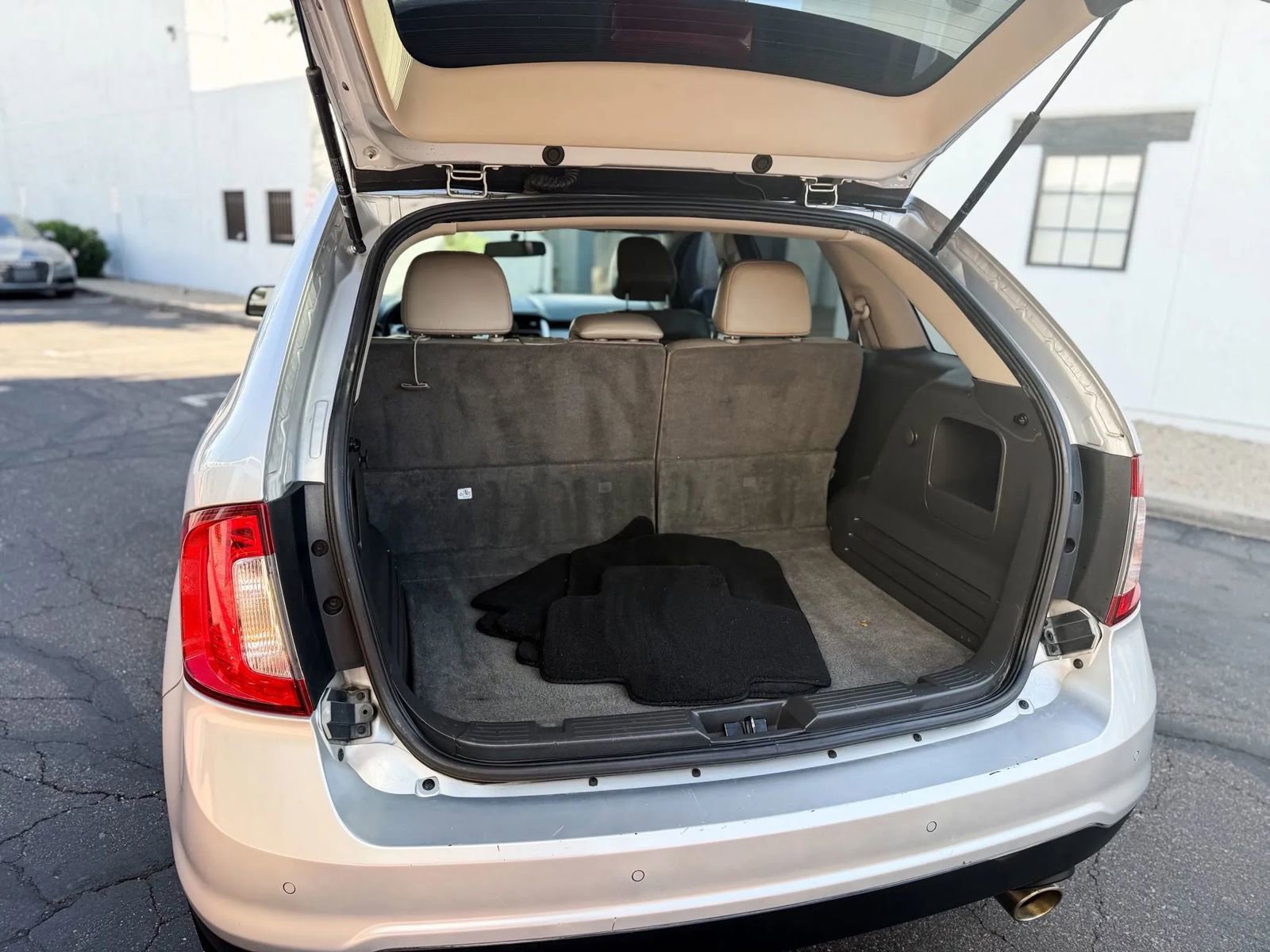 Used 2014 Ford Edge SEL w/ Equipment Group 205A image 7