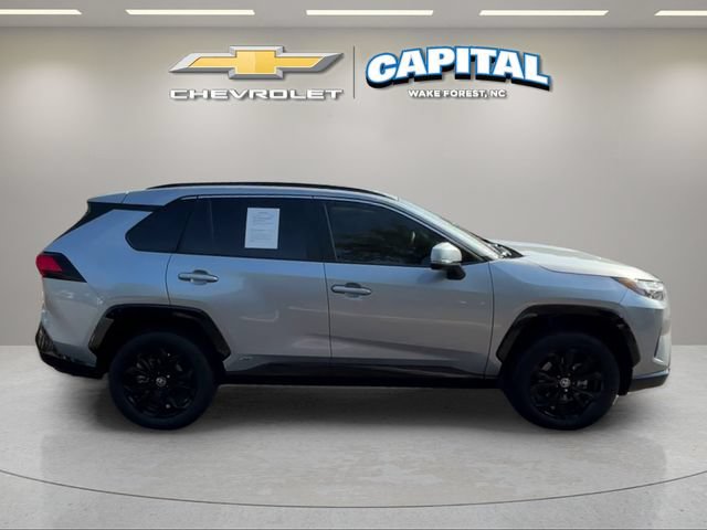Used 2025 Toyota RAV4 SE w/ Convenience Package AWD/4WD image 6