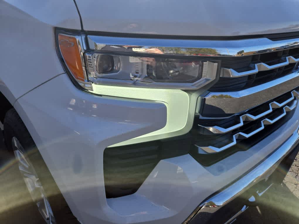 New 2026 Chevrolet Silverado 1500 LTZ w/ Technology Package AWD/4WD image 11