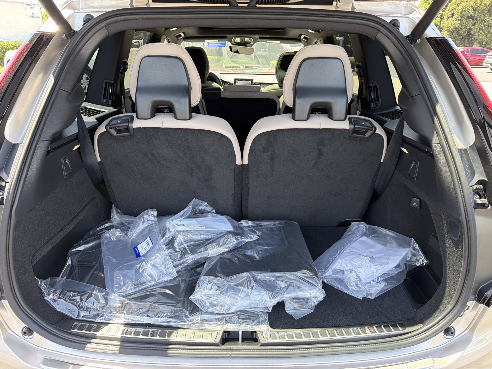 New 2026 Volvo XC90 T8 Plus AWD/4WD image 19