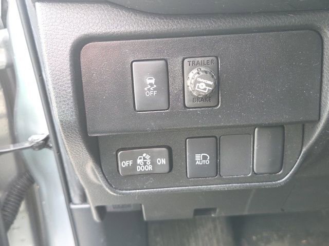 Used 2022 Toyota Tacoma SR image 23