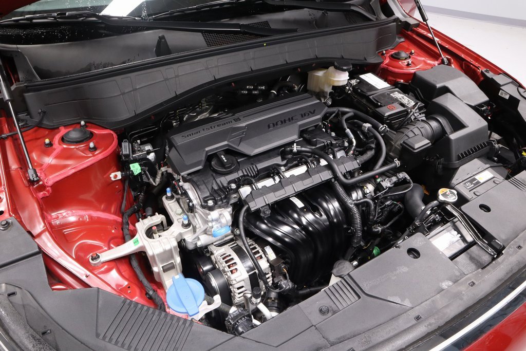 Certified 2025 Hyundai Kona SEL image 14