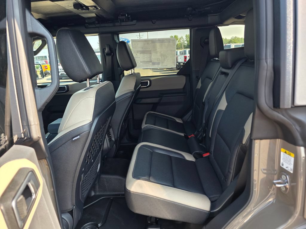 New 2026 Ford Bronco Big Bend w/ Black Diamond Package AWD/4WD image 6