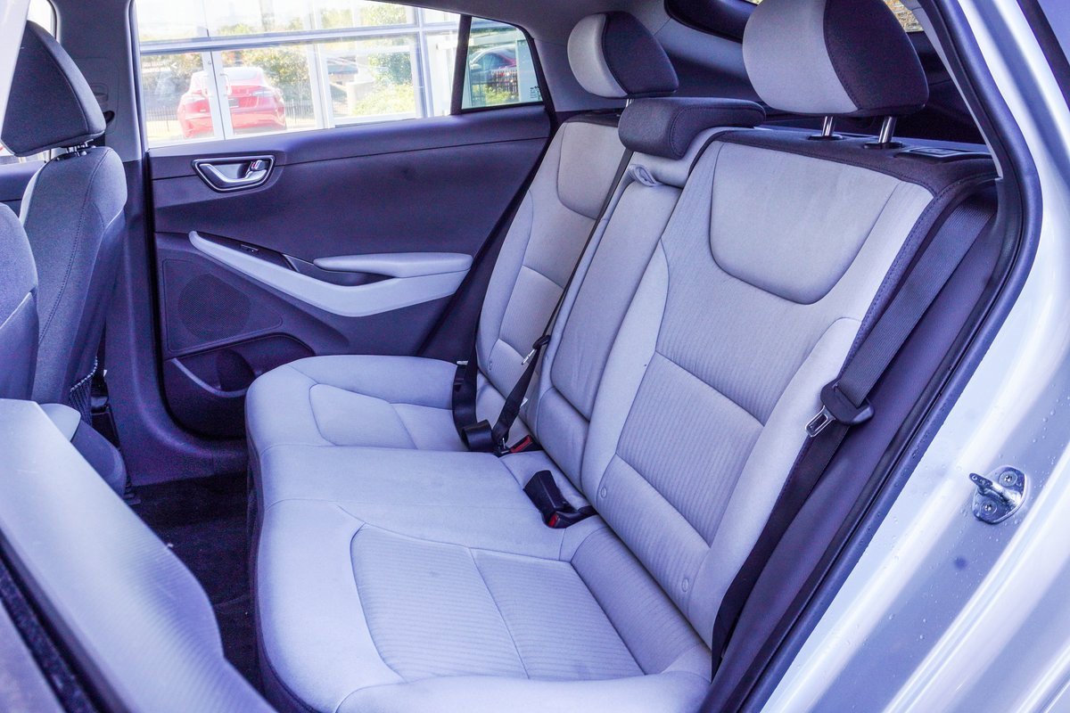 Used 2022 Hyundai Ioniq SEL image 20