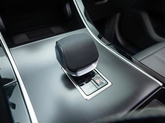 New 2026 Land Rover Range Rover Velar Dynamic SE AWD/4WD image 27