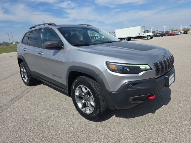 Used 2020 Jeep Cherokee Trailhawk w/ Cold Weather Group image 15