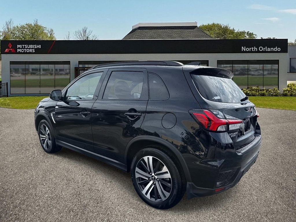 Used 2025 Mitsubishi Outlander Sport SEL image 5