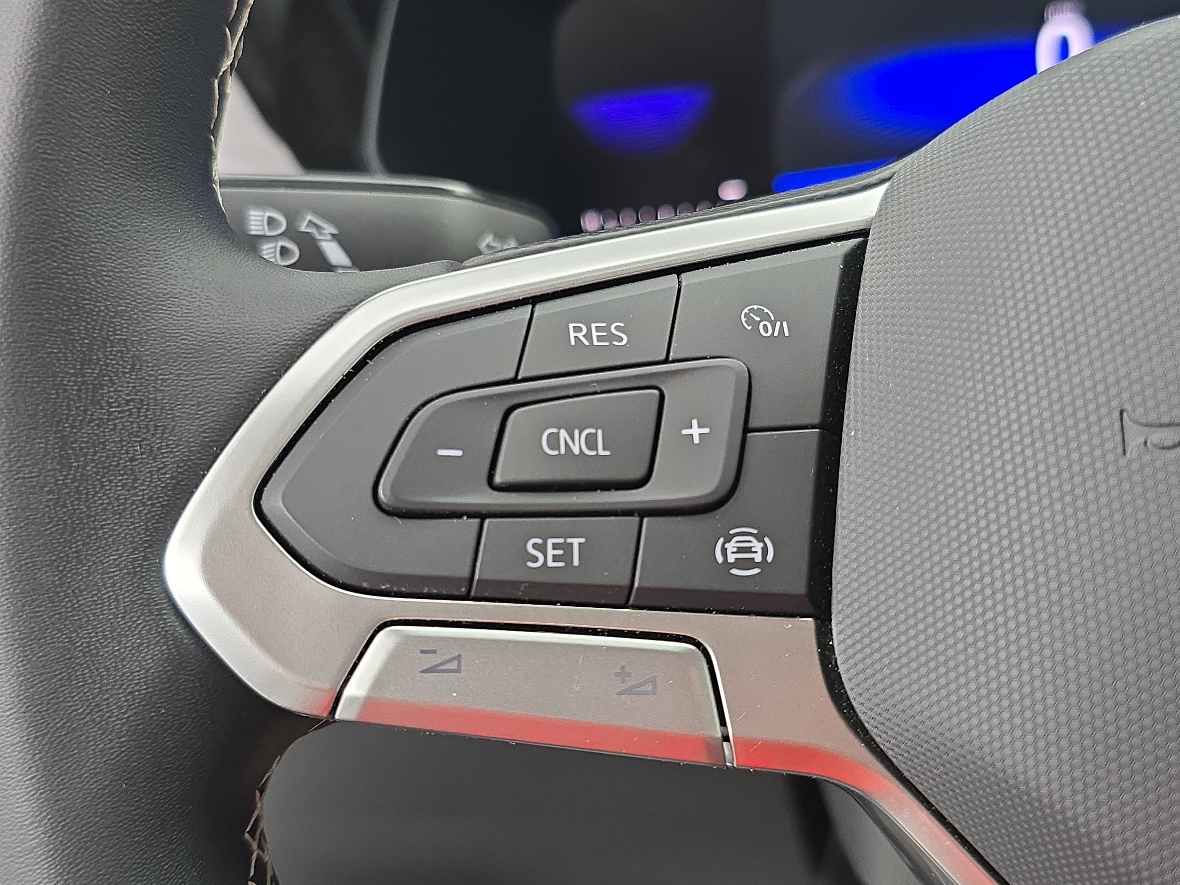 Certified 2023 Volkswagen Taos S FWD image 16