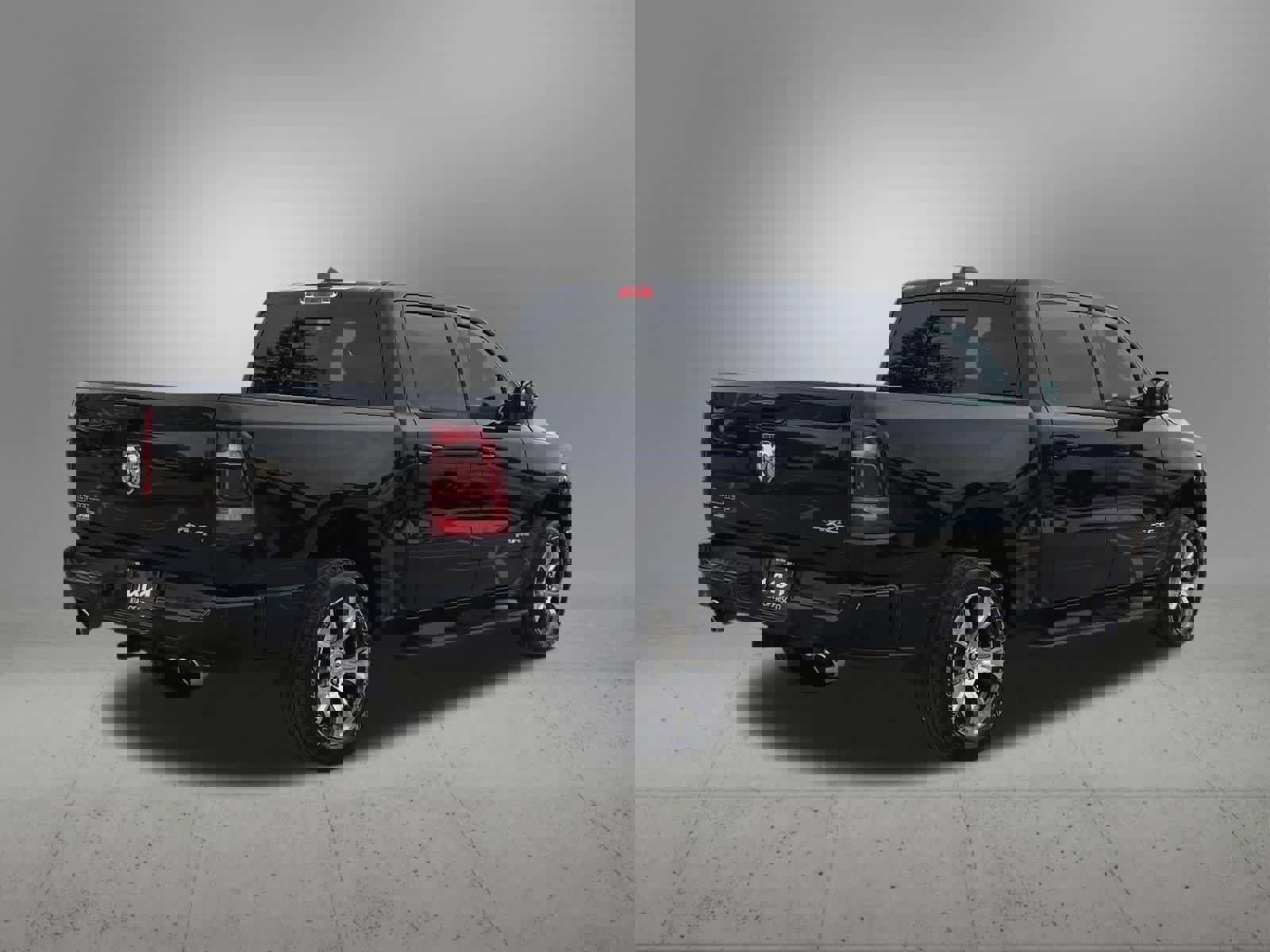 Used 2023 RAM 1500 Laramie AWD/4WD image 6