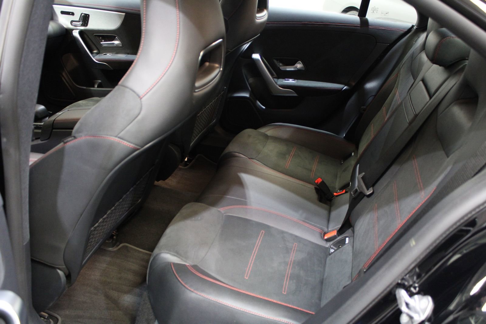 Used 2021 Mercedes-Benz CLA 250 image 14